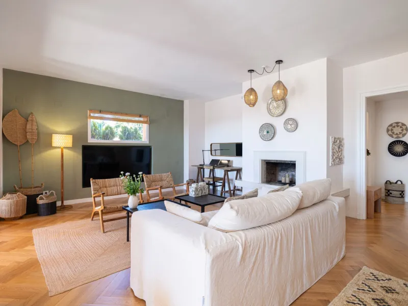 Apartment - Ground Floor Apartment в продаже в Marbella, Málaga. В доме 3 спален и 2 ванных комнат. Площадь дома 217 м²