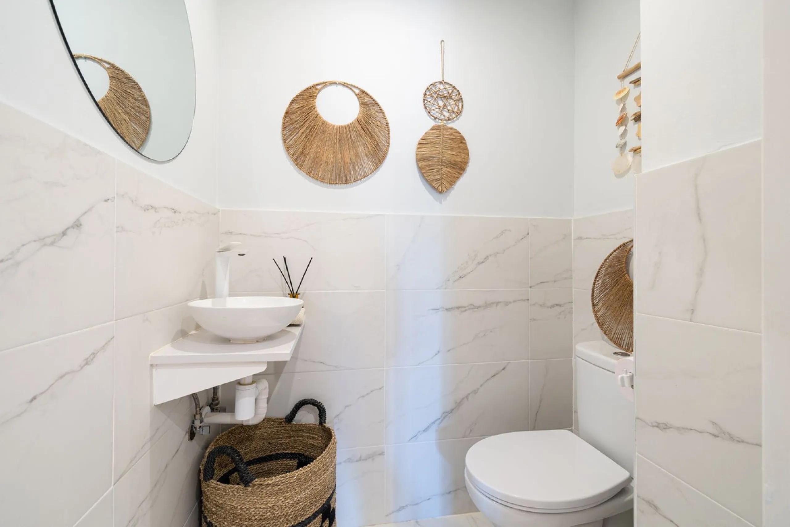 Apartment - Ground Floor Apartment в продаже в Marbella, Málaga. В доме 3 спален и 2 ванных комнат. Площадь дома 217 м²