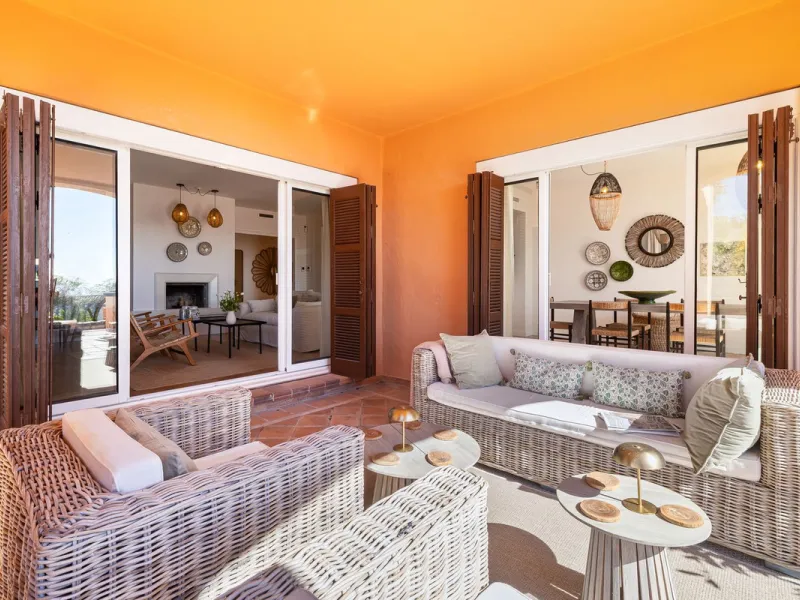 Apartment - Ground Floor Apartment в продаже в Marbella, Málaga. В доме 3 спален и 2 ванных комнат. Площадь дома 217 м²
