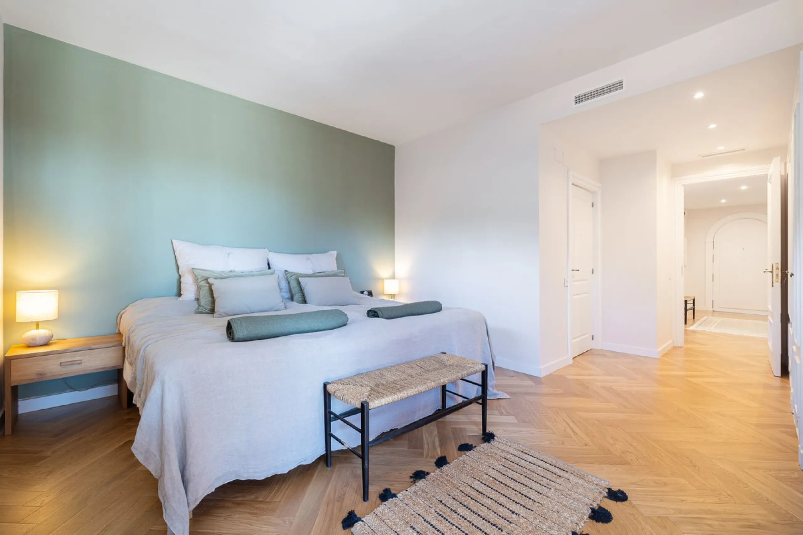 Apartment - Ground Floor Apartment в продаже в Marbella, Málaga. В доме 3 спален и 2 ванных комнат. Площадь дома 217 м²