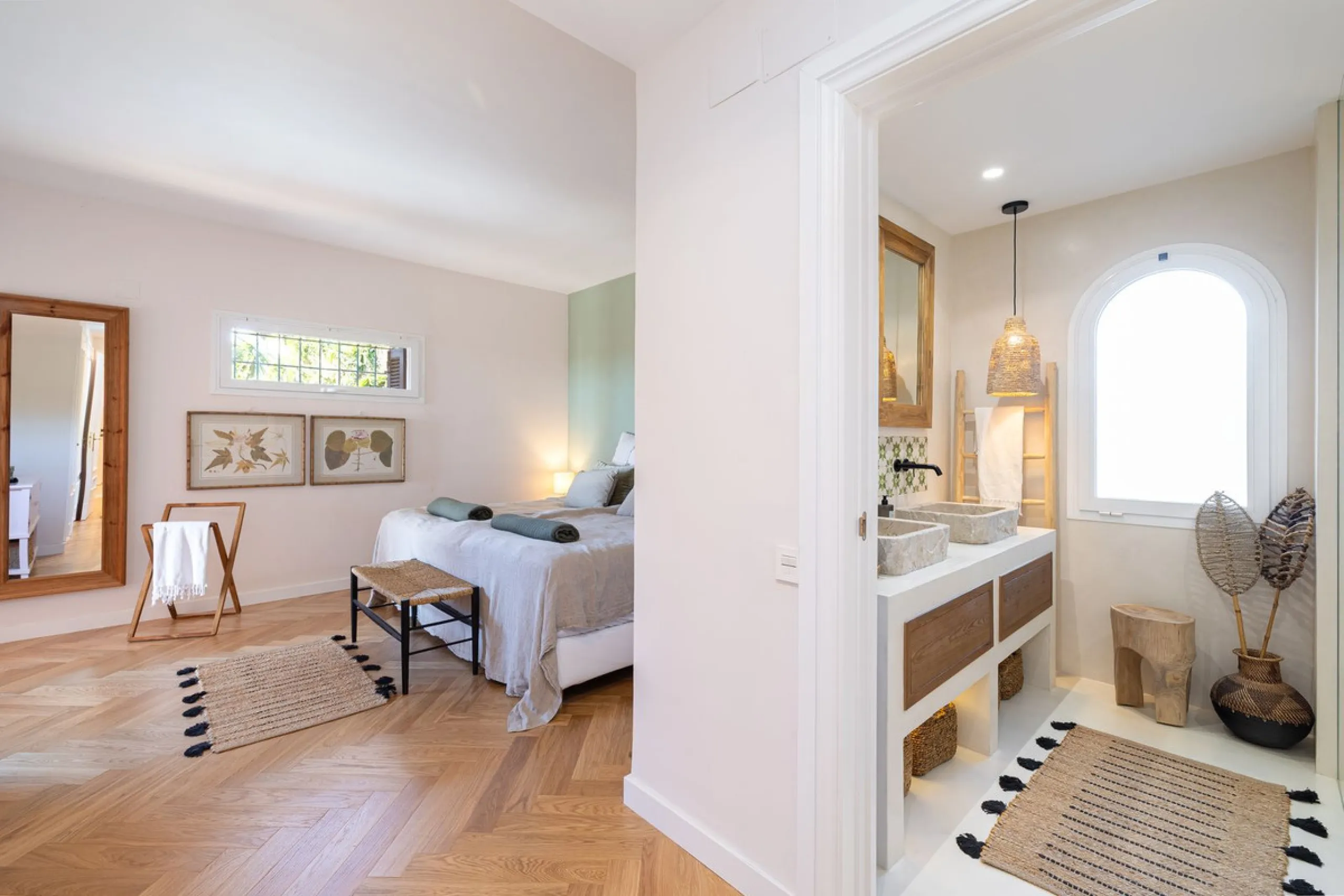 Apartment - Ground Floor Apartment в продаже в Marbella, Málaga. В доме 3 спален и 2 ванных комнат. Площадь дома 217 м²