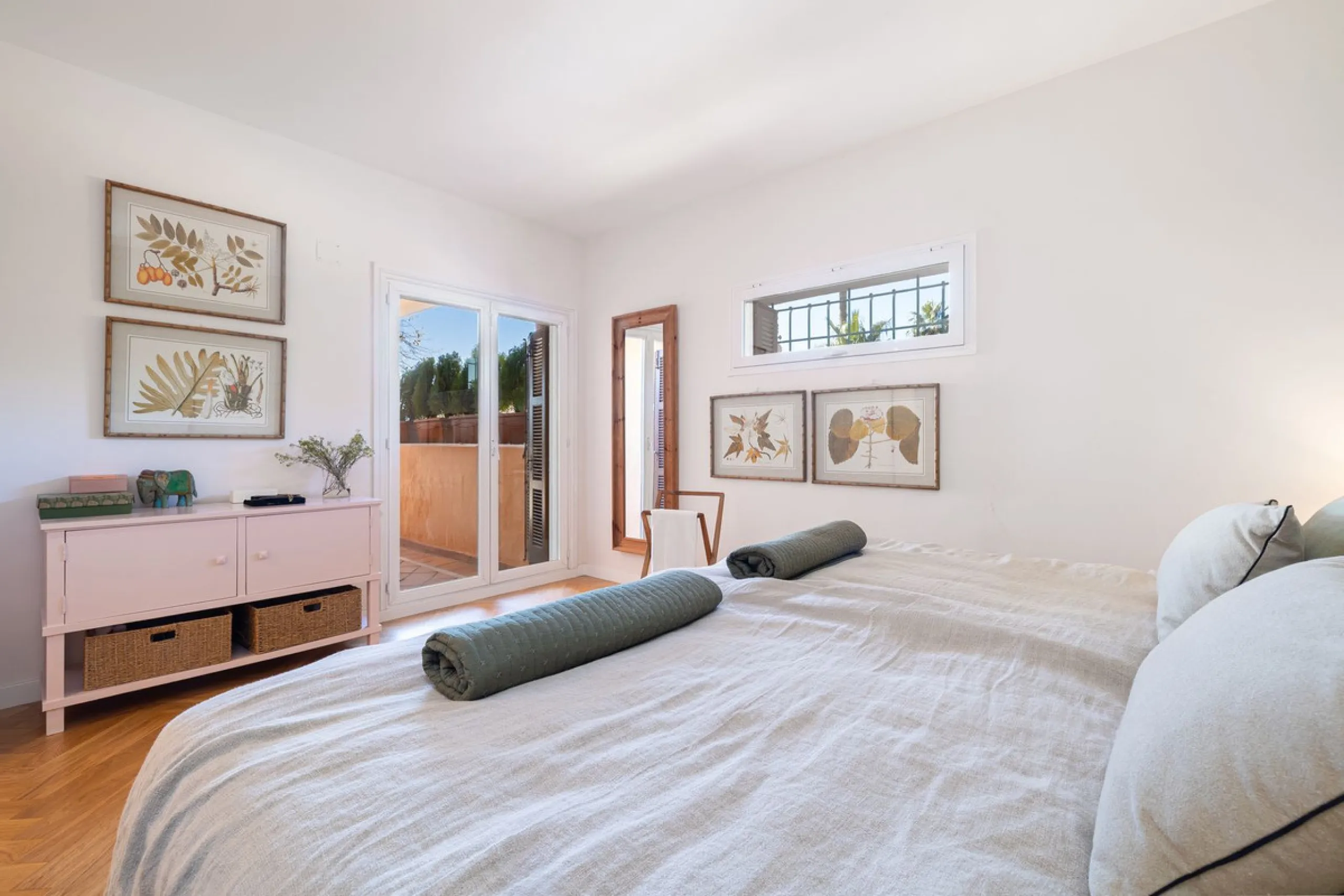 Apartment - Ground Floor Apartment в продаже в Marbella, Málaga. В доме 3 спален и 2 ванных комнат. Площадь дома 217 м²