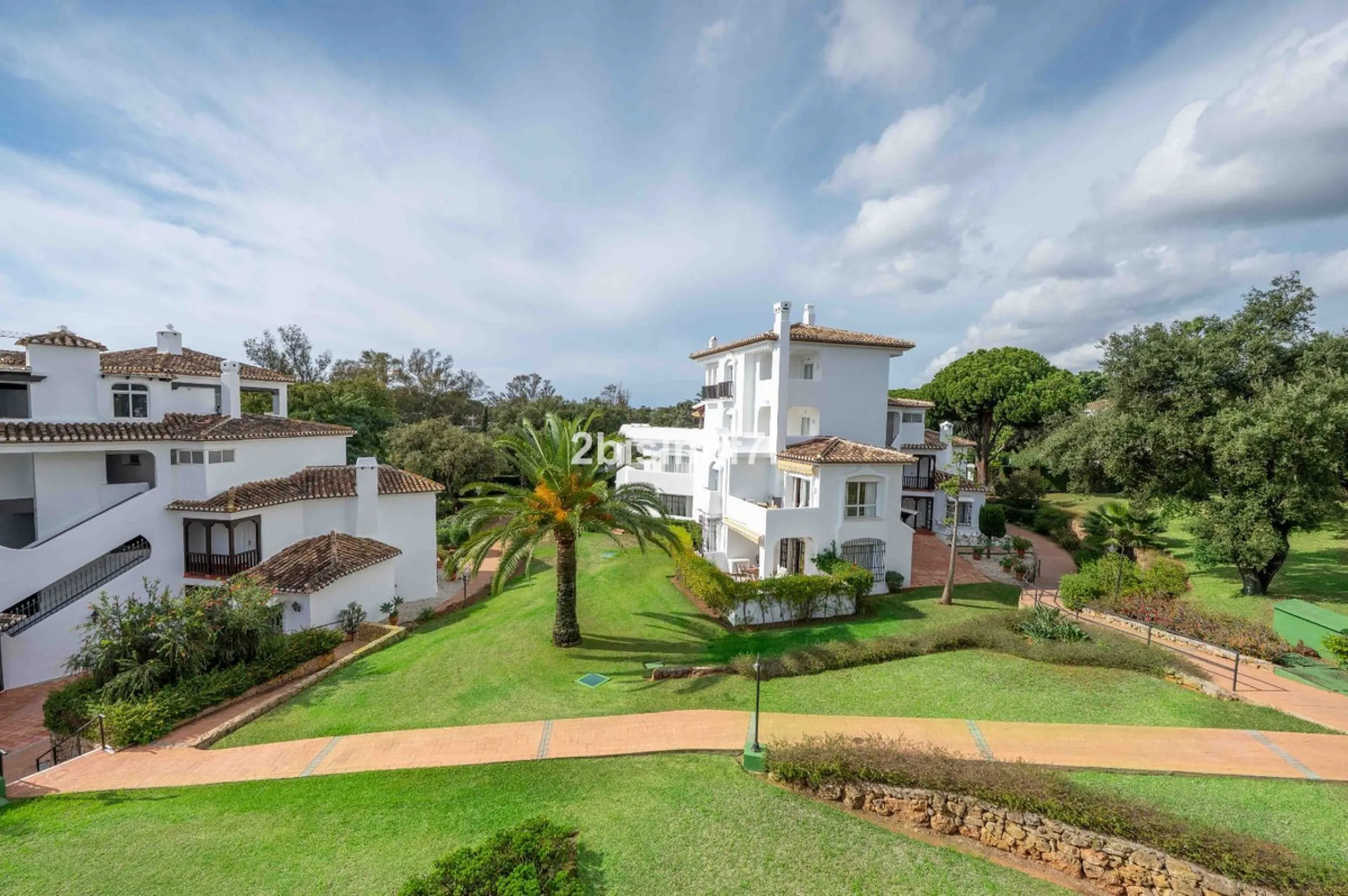 Apartment - Middle Floor Apartment в продаже в Marbella, Málaga. В доме 2 спален и 2 ванных комнат. Площадь дома 92 м²