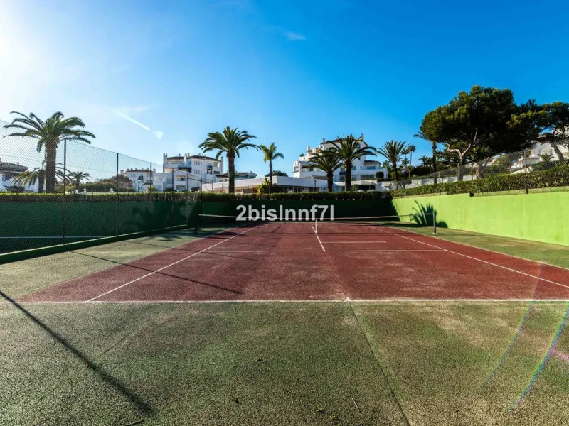 Apartment - Middle Floor Apartment в продаже в Marbella, Málaga. В доме 2 спален и 2 ванных комнат. Площадь дома 92 м²