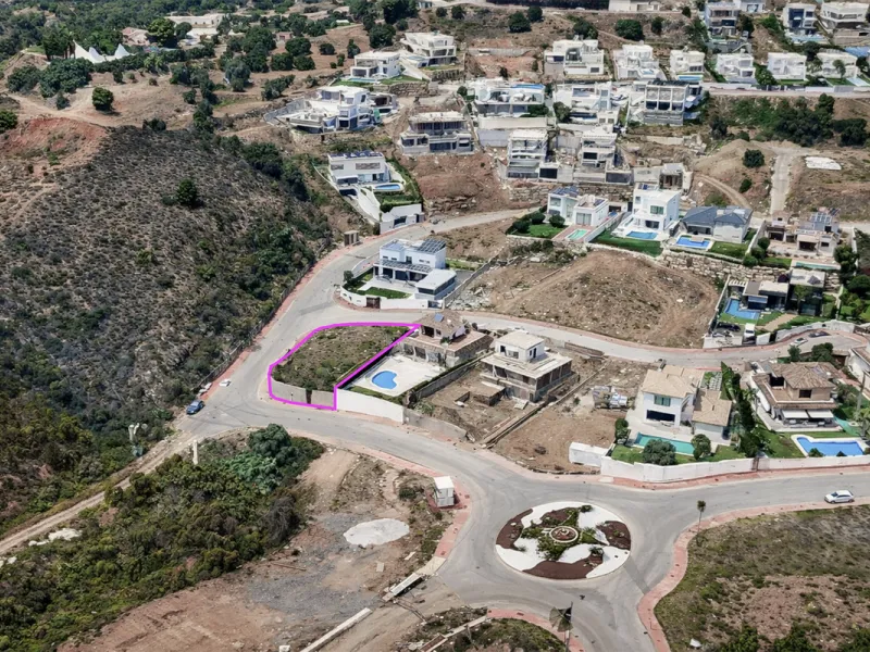 Plot - Land в продаже в Mijas, Málaga. Площадь участка 804 м²