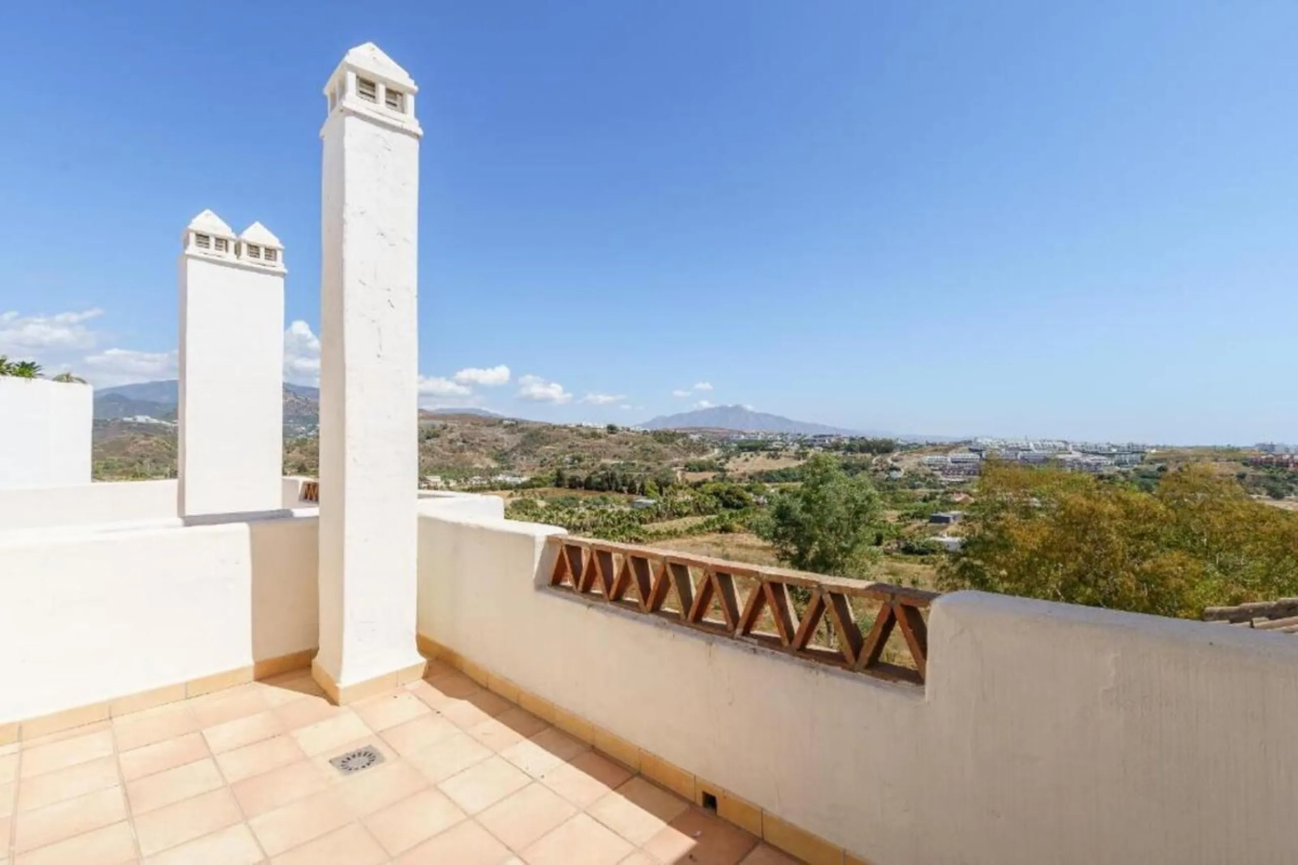 ???? Licensed Holiday Investment in La Resina Golf – Estepona