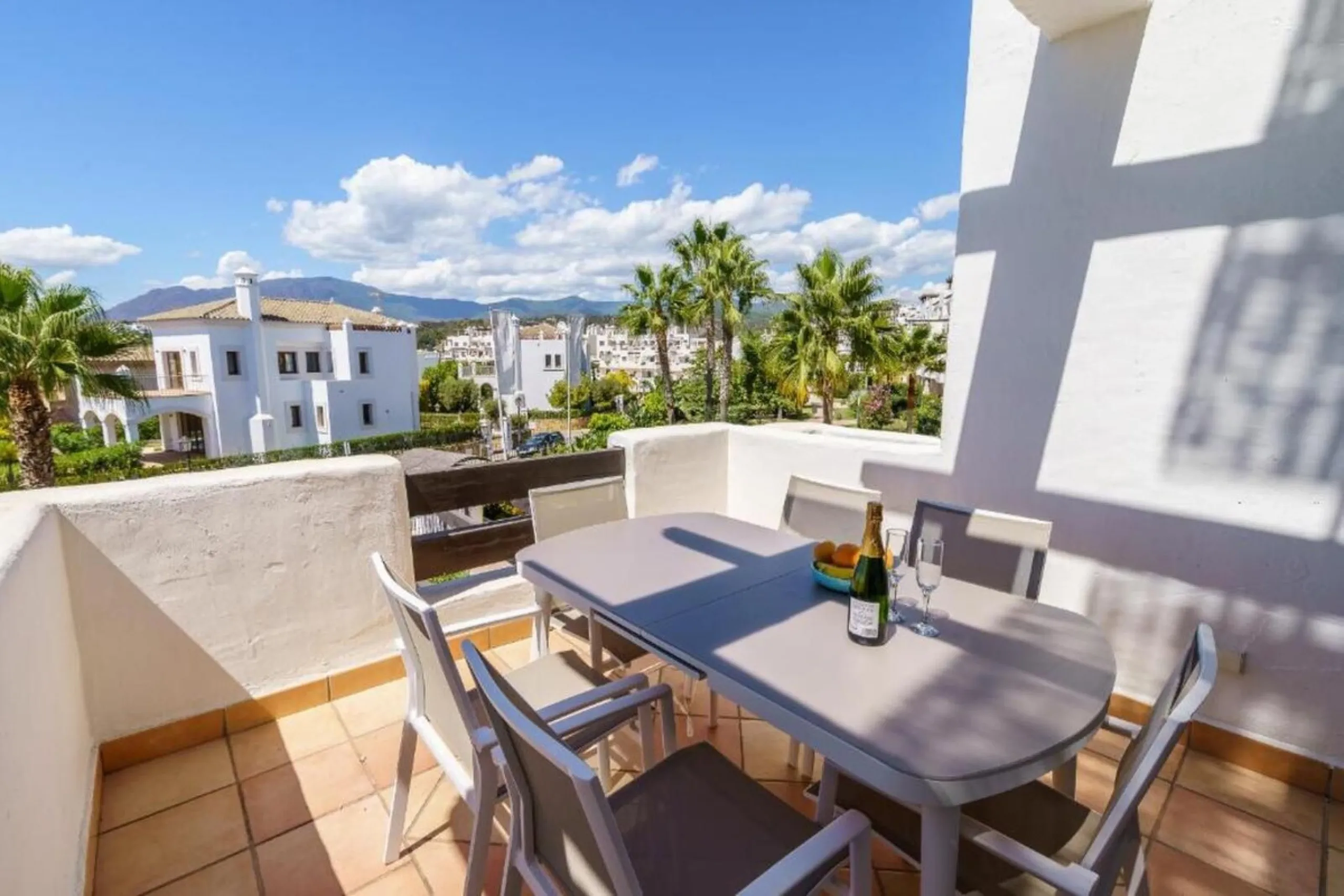 ???? Licensed Holiday Investment in La Resina Golf – Estepona