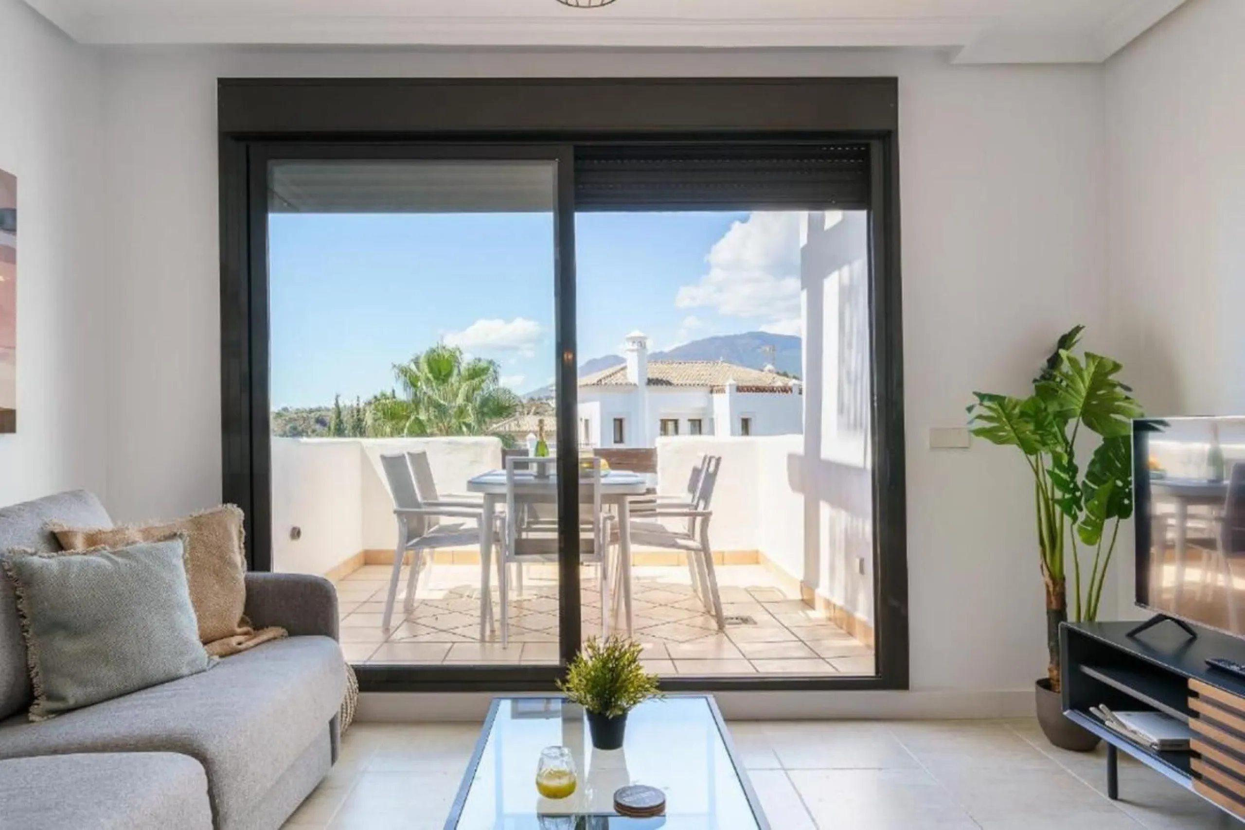???? Licensed Holiday Investment in La Resina Golf – Estepona