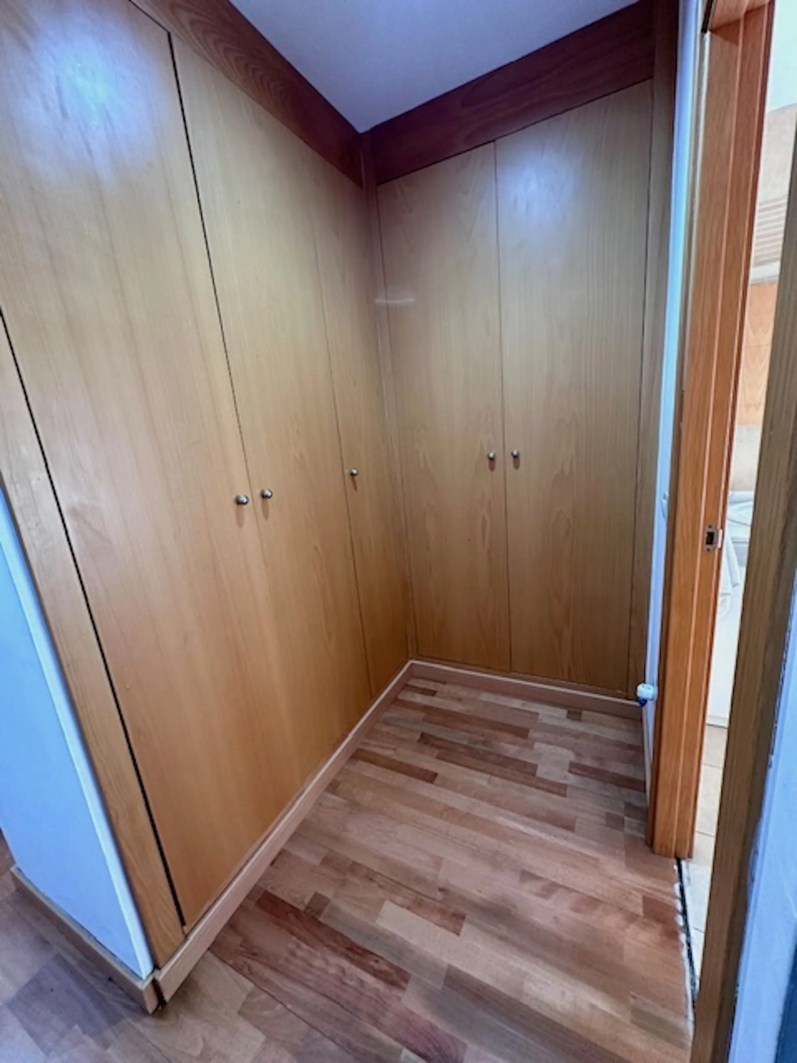 Apartment - Ground Floor Apartment в продаже в Estepona, Málaga. В доме 3 спален и 3 ванных комнат. Площадь дома 87 м²