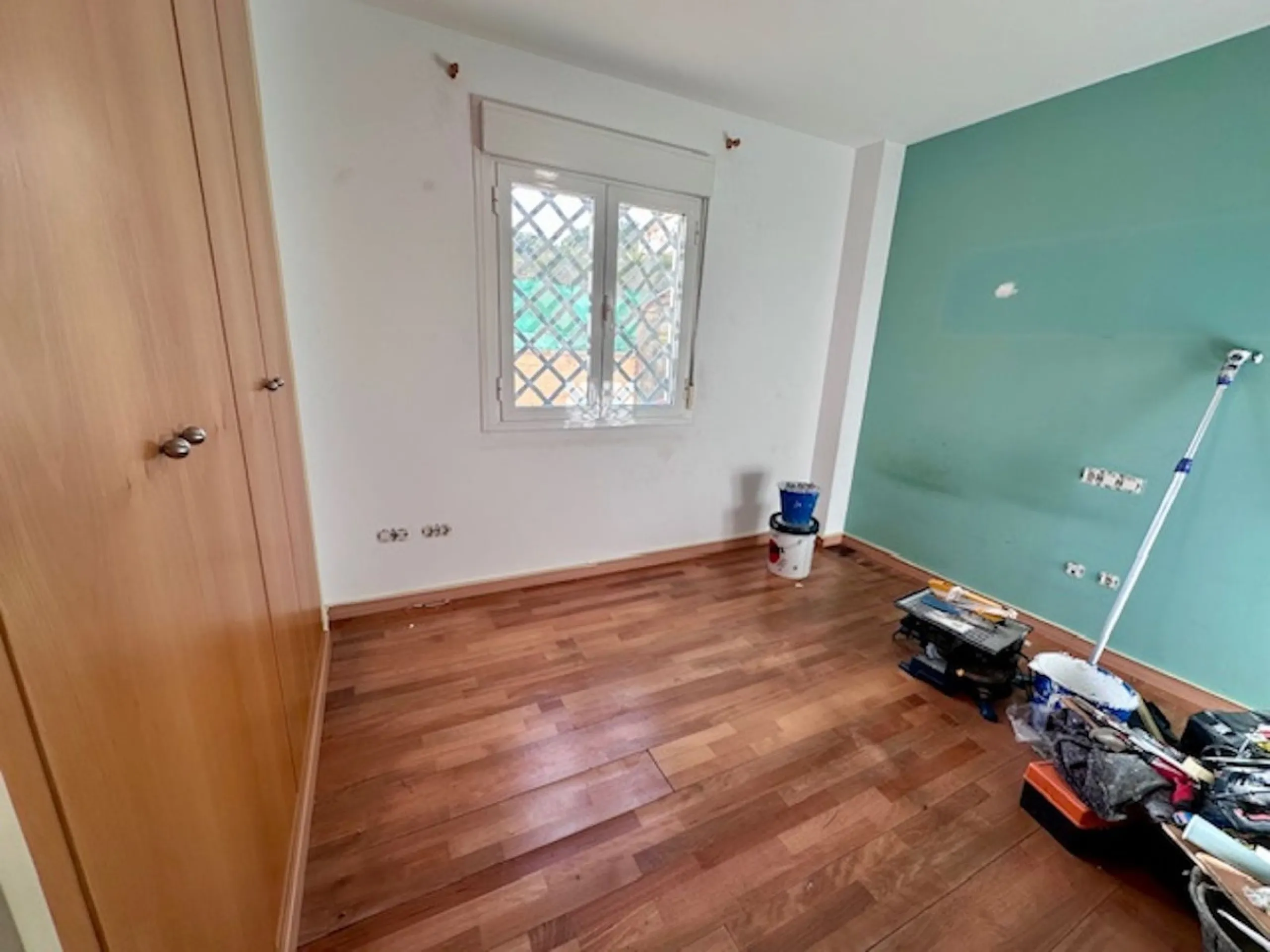 Apartment - Ground Floor Apartment в продаже в Estepona, Málaga. В доме 3 спален и 3 ванных комнат. Площадь дома 87 м²