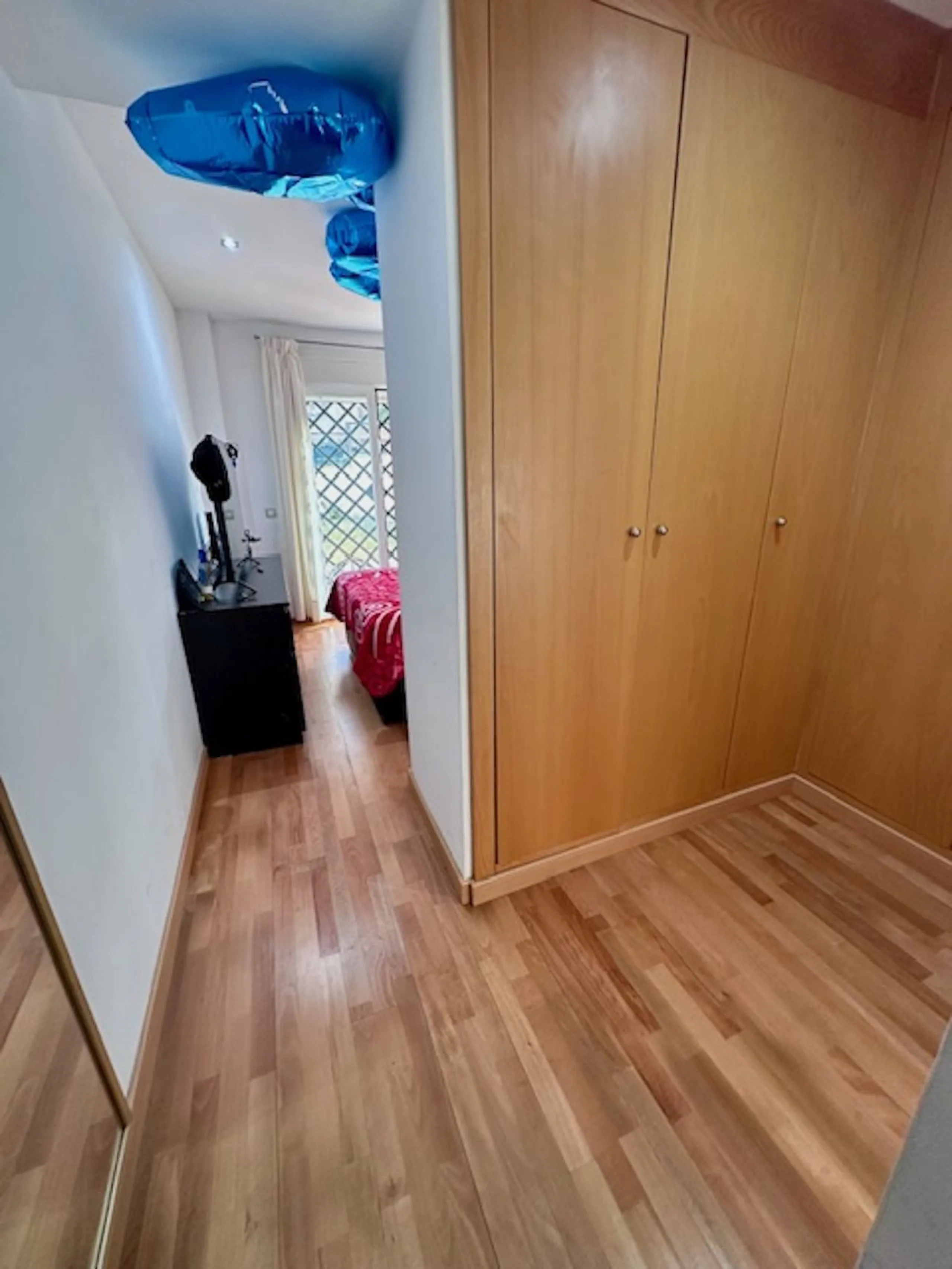 Apartment - Ground Floor Apartment в продаже в Estepona, Málaga. В доме 3 спален и 3 ванных комнат. Площадь дома 87 м²