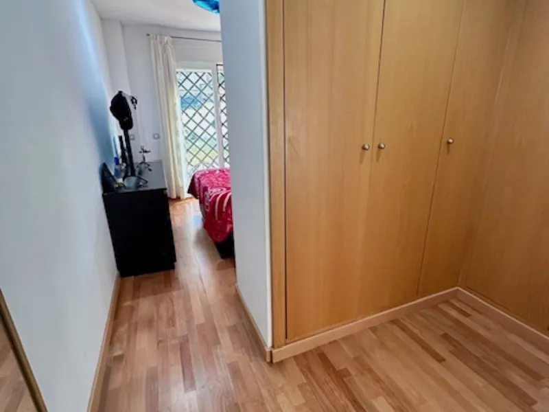 Apartment - Ground Floor Apartment в продаже в Estepona, Málaga. В доме 3 спален и 3 ванных комнат. Площадь дома 87 м²