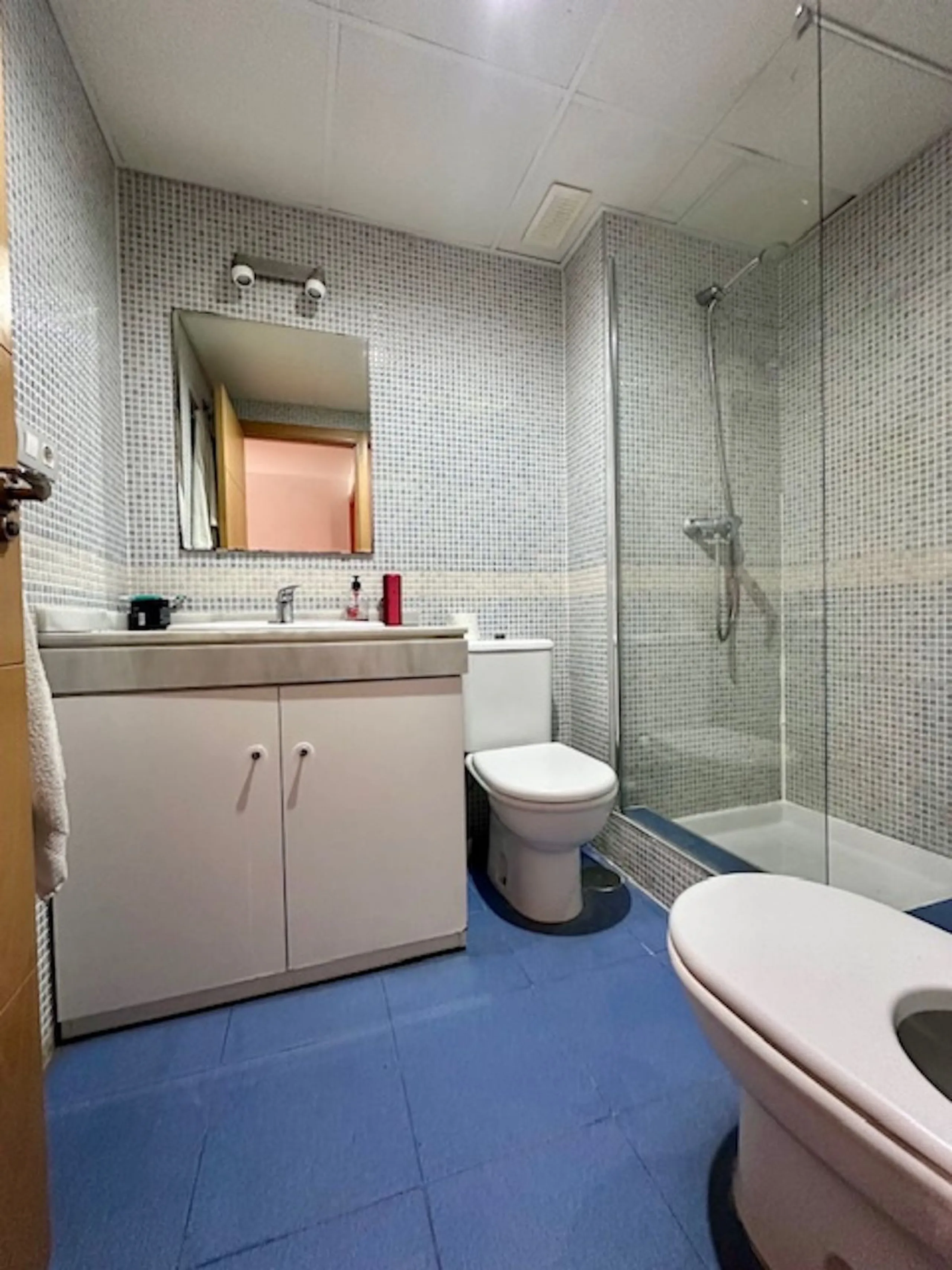Apartment - Ground Floor Apartment в продаже в Estepona, Málaga. В доме 3 спален и 3 ванных комнат. Площадь дома 87 м²