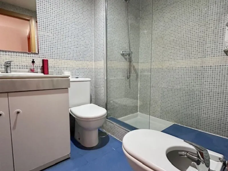 Apartment - Ground Floor Apartment в продаже в Estepona, Málaga. В доме 3 спален и 3 ванных комнат. Площадь дома 87 м²