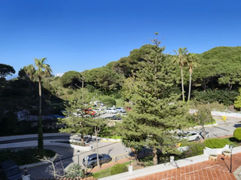 BEACHFRONT OPPORTUNITY and a Perfect rental investment.
