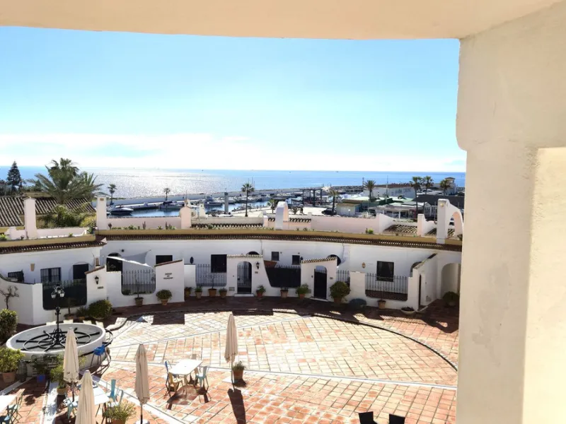 BEACHFRONT OPPORTUNITY and a Perfect rental investment.