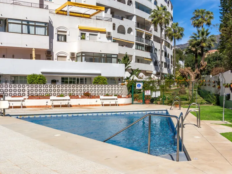 A charming 2 bedroom apartment very close to the Beach in Torreblanca in Fuengirola