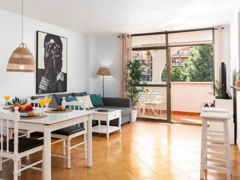 A charming 2 bedroom apartment very close to the Beach in Torreblanca in Fuengirola