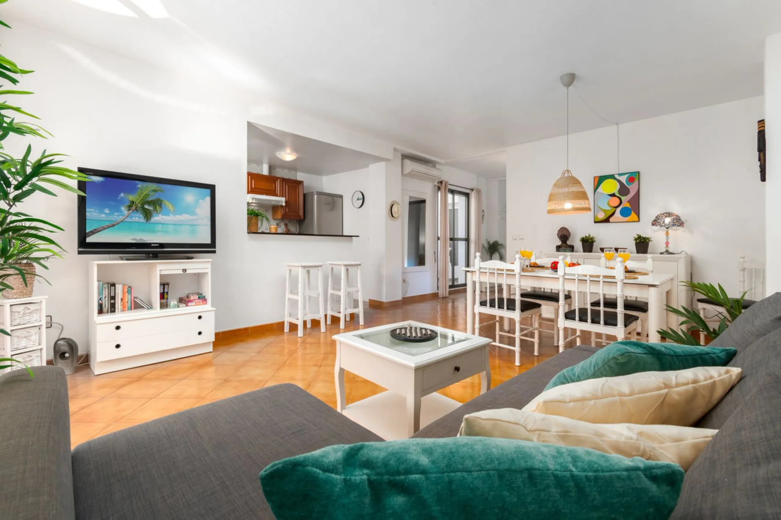 A charming 2 bedroom apartment very close to the Beach in Torreblanca in Fuengirola