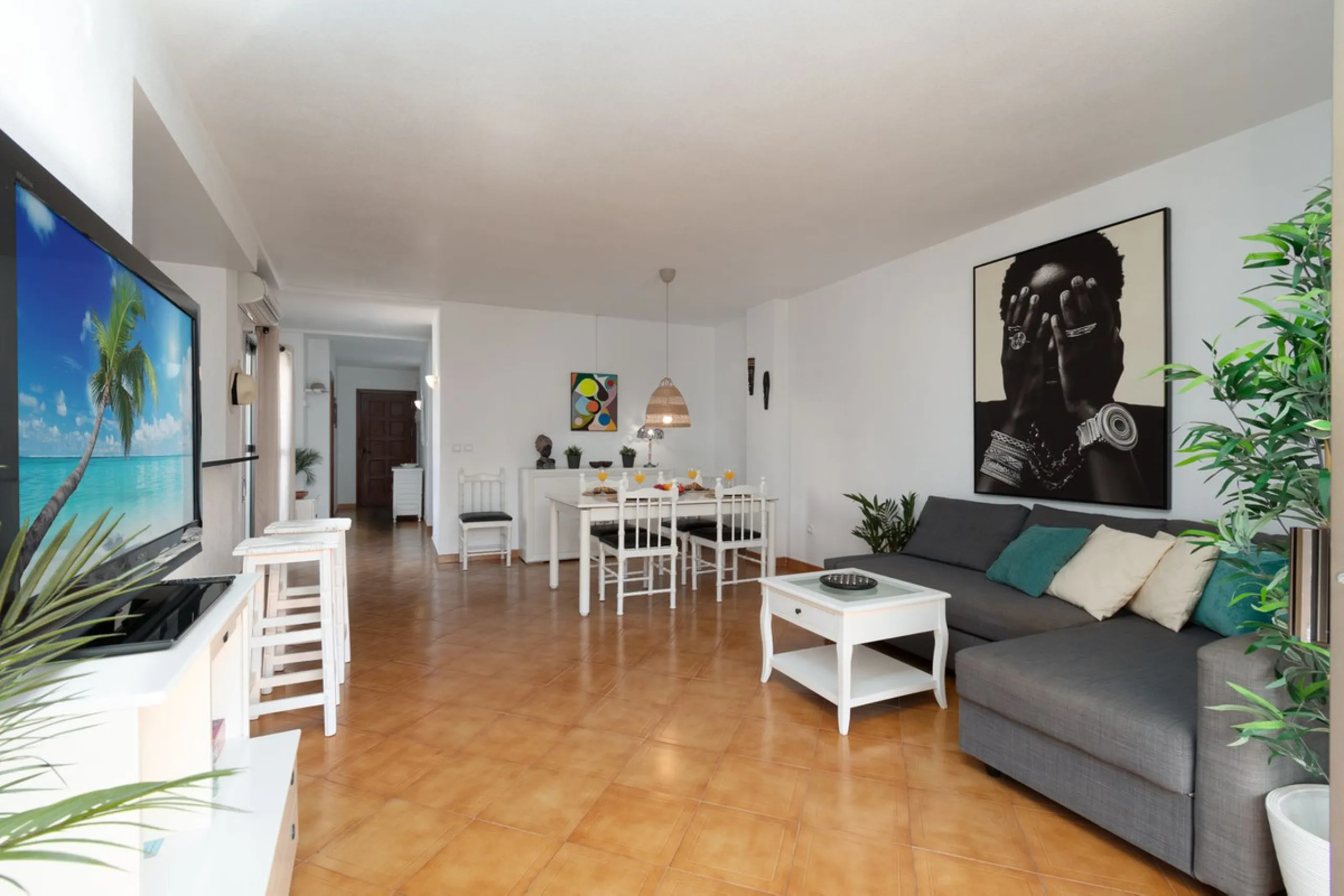 A charming 2 bedroom apartment very close to the Beach in Torreblanca in Fuengirola