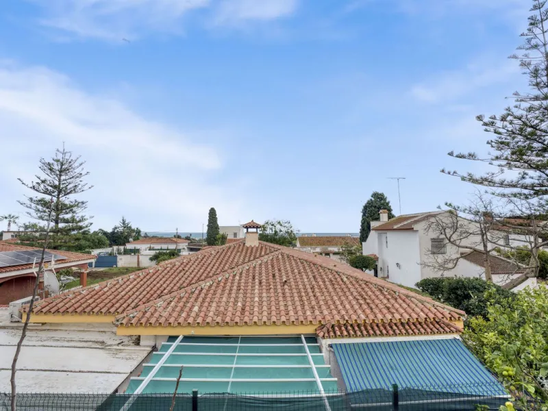 Diese beeindruckende Villa mit Aussicht – der ideale Rückzugsort für Ihre Familie