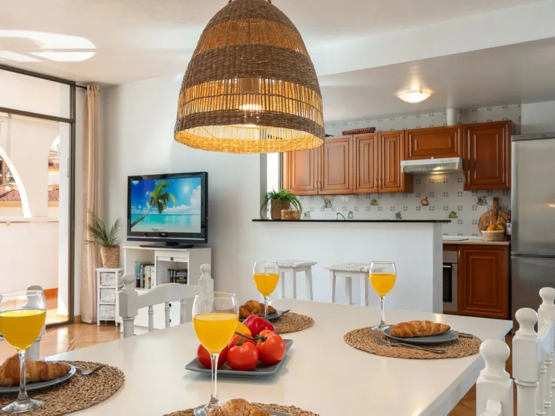 A charming 2 bedroom apartment very close to the Beach in Torreblanca in Fuengirola