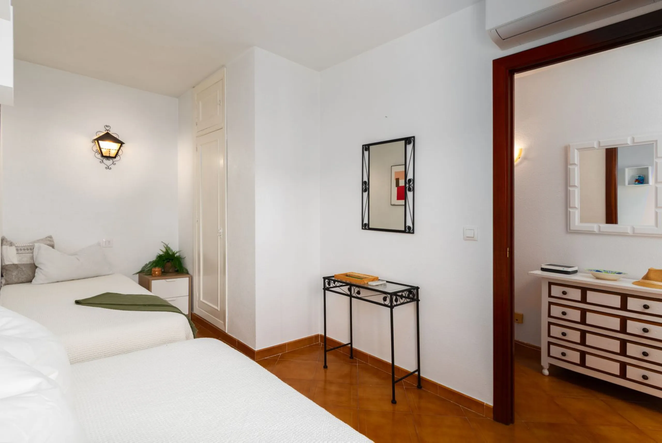 A charming 2 bedroom apartment very close to the Beach in Torreblanca in Fuengirola