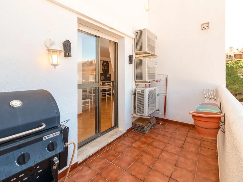 A charming 2 bedroom apartment very close to the Beach in Torreblanca in Fuengirola