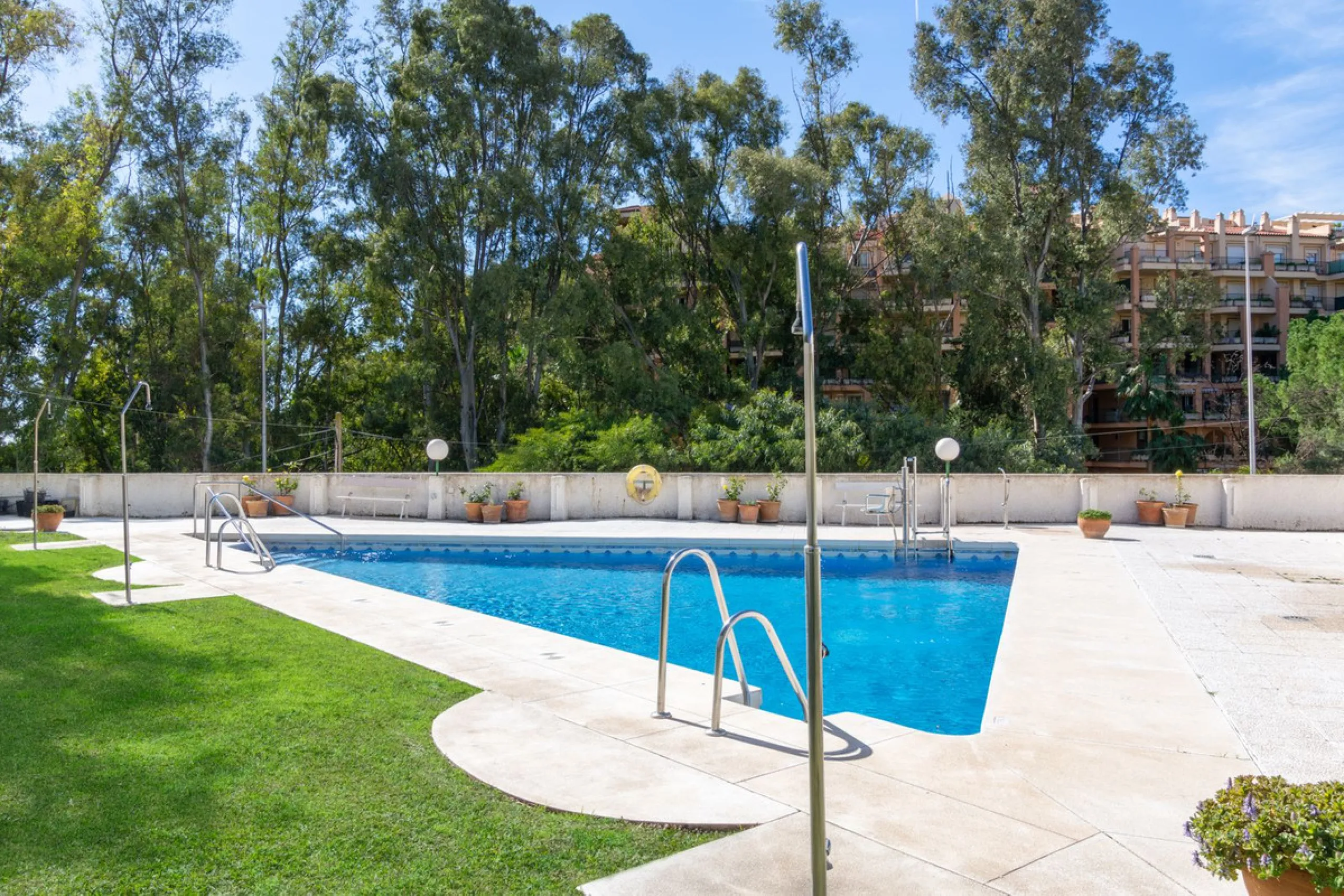 A charming 2 bedroom apartment very close to the Beach in Torreblanca in Fuengirola