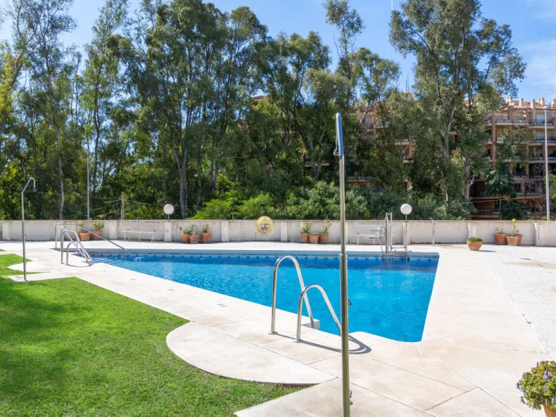 A charming 2 bedroom apartment very close to the Beach in Torreblanca in Fuengirola