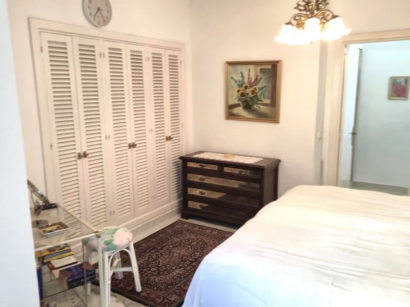 BEACHFRONT OPPORTUNITY and a Perfect rental investment.