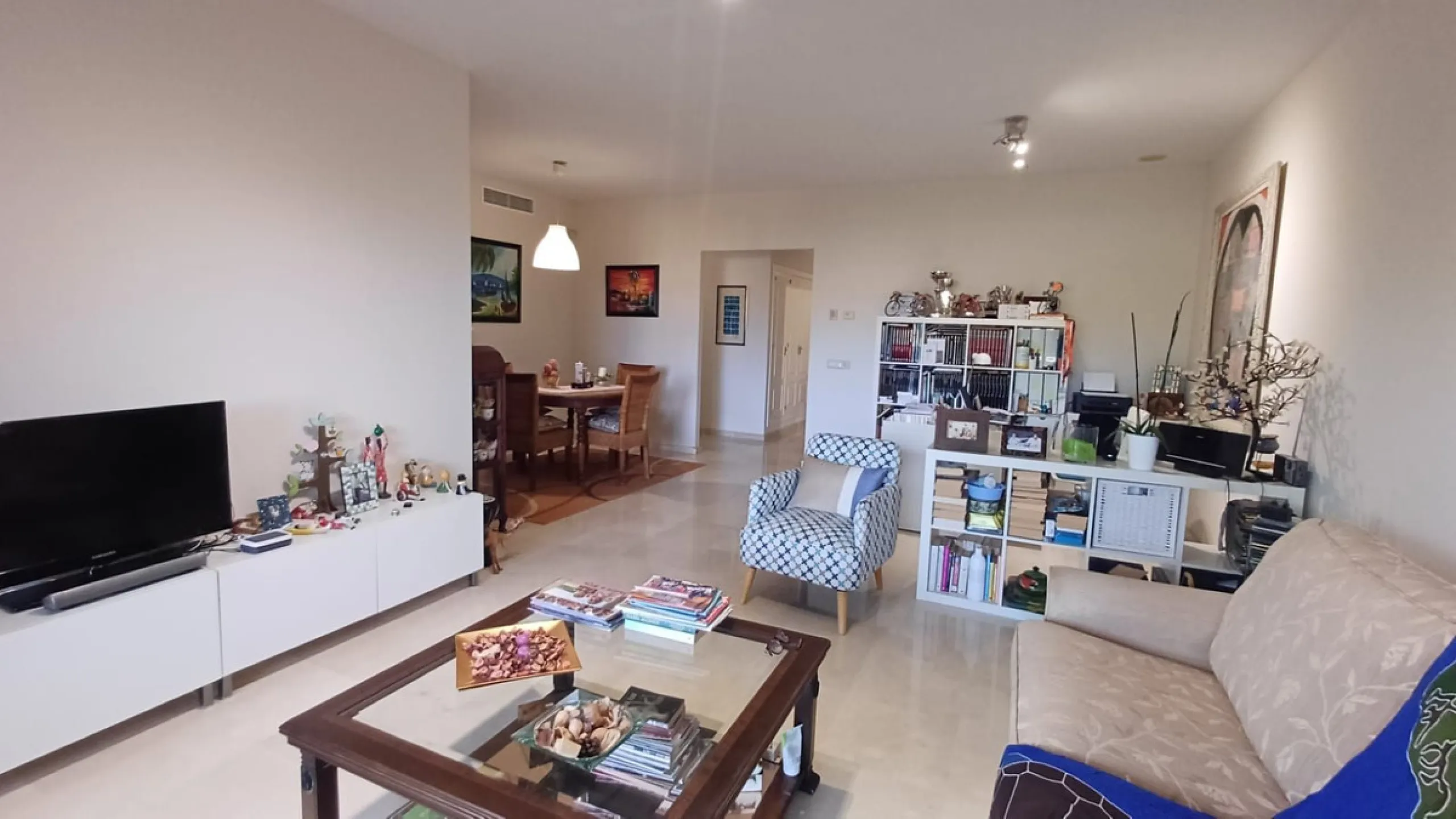 Spacious and bright apartment on the first line of Guadalmina Alta Golf.