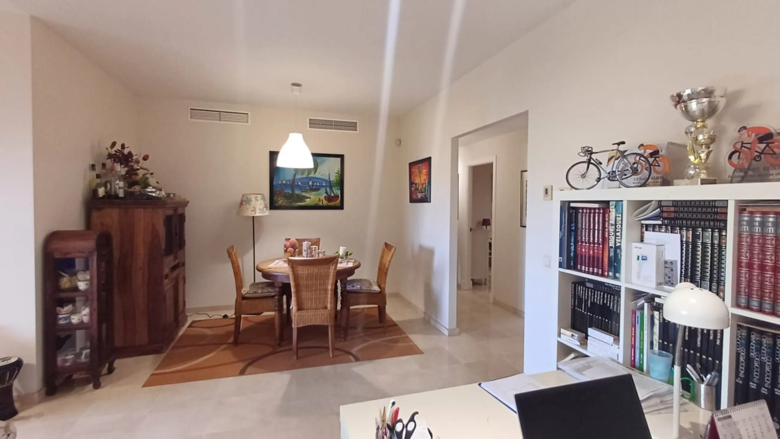 Spacious and bright apartment on the first line of Guadalmina Alta Golf.