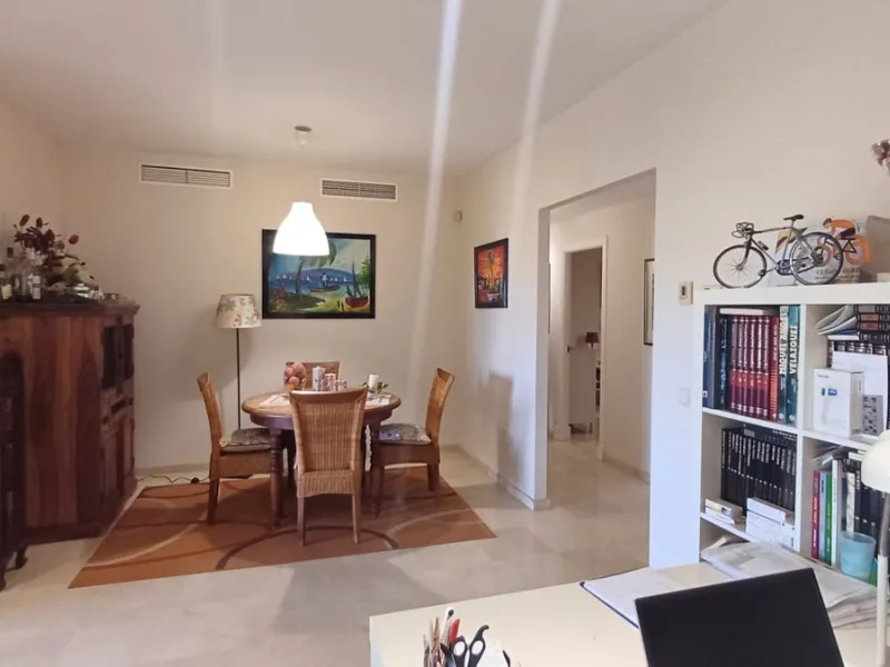 Spacious and bright apartment on the first line of Guadalmina Alta Golf.