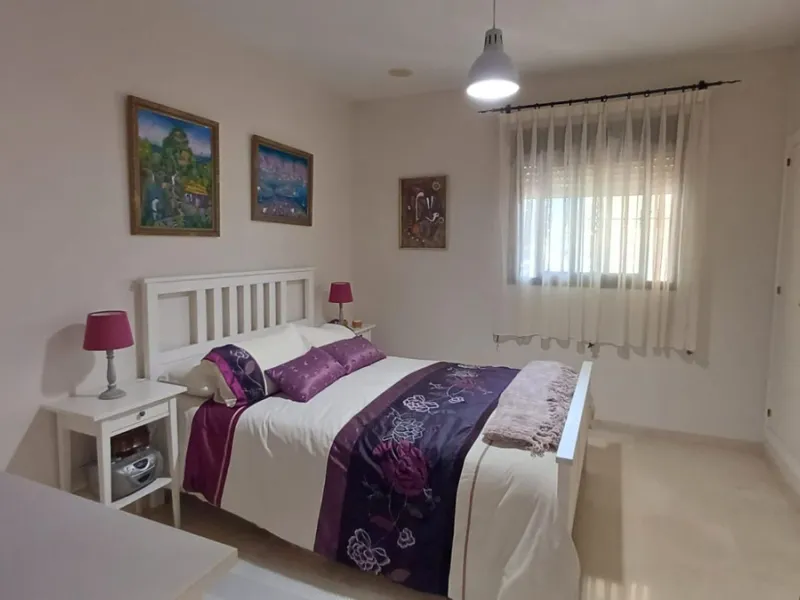 Spacious and bright apartment on the first line of Guadalmina Alta Golf.