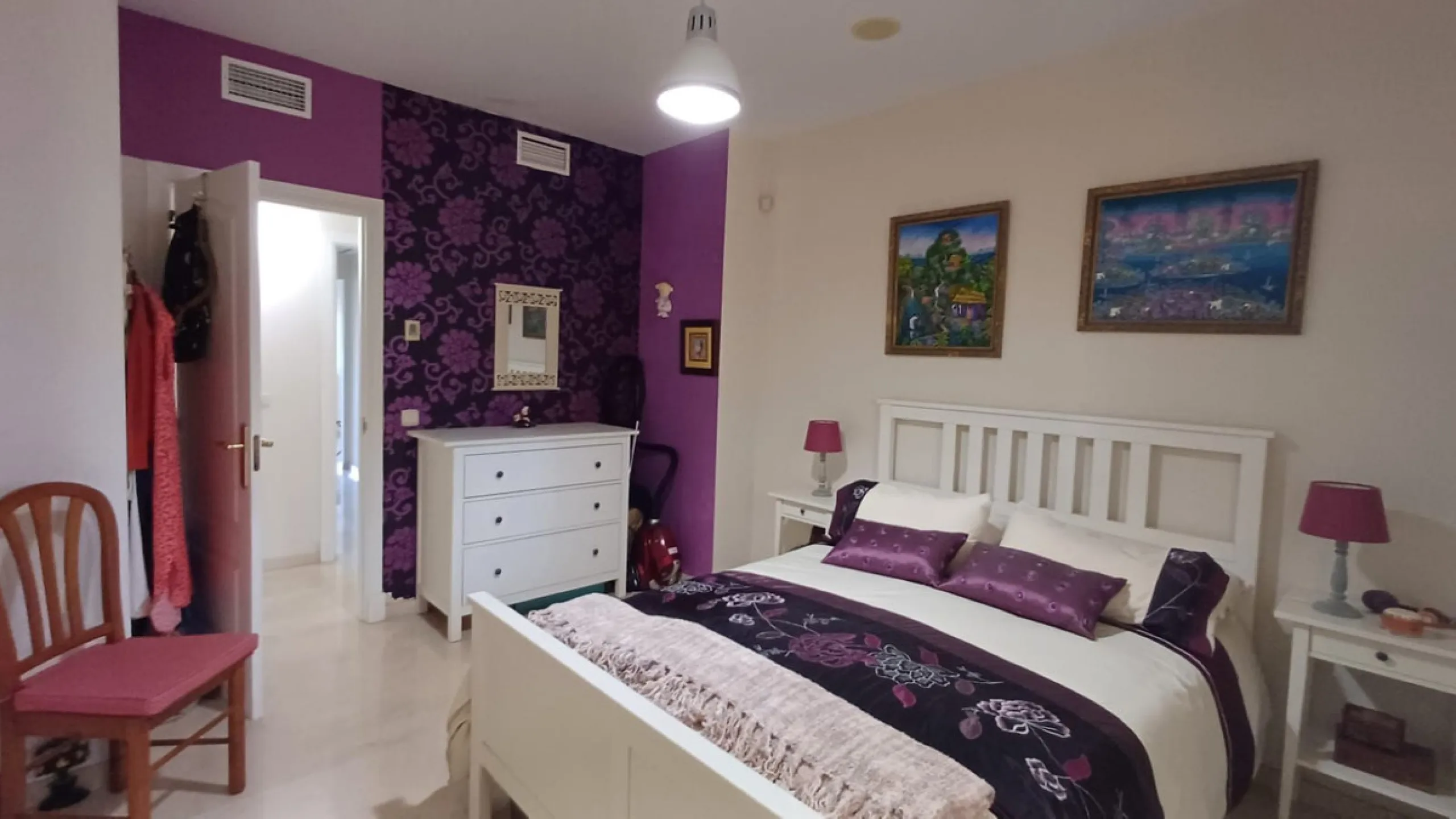 Spacious and bright apartment on the first line of Guadalmina Alta Golf.