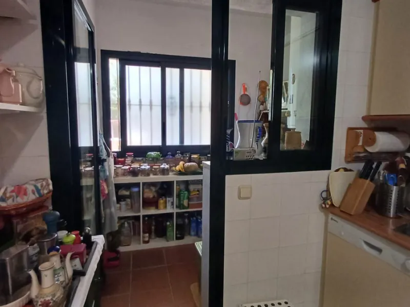 Spacious and bright apartment on the first line of Guadalmina Alta Golf.