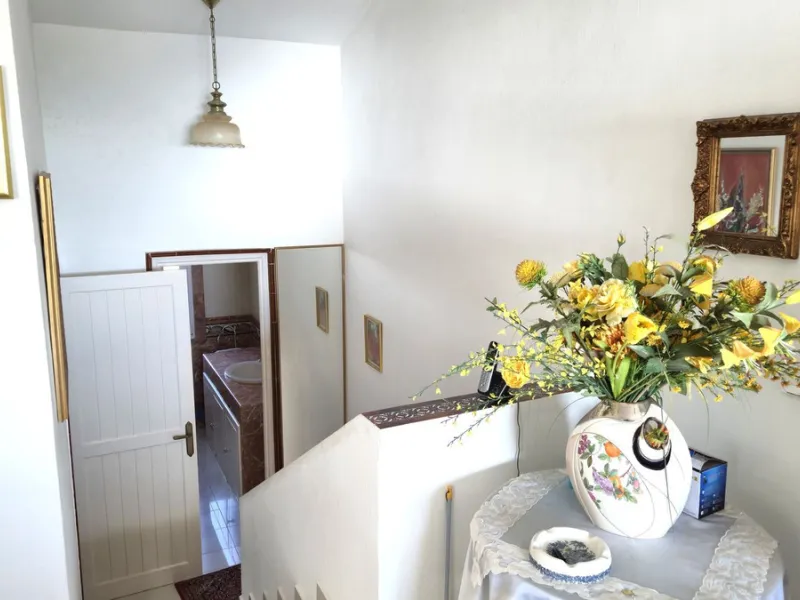 BEACHFRONT OPPORTUNITY and a Perfect rental investment.