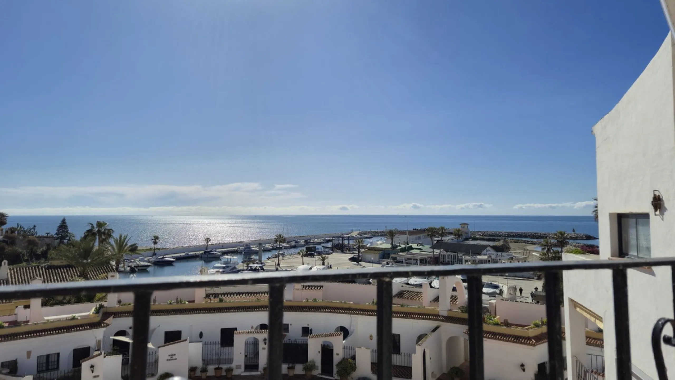 BEACHFRONT OPPORTUNITY and a Perfect rental investment.