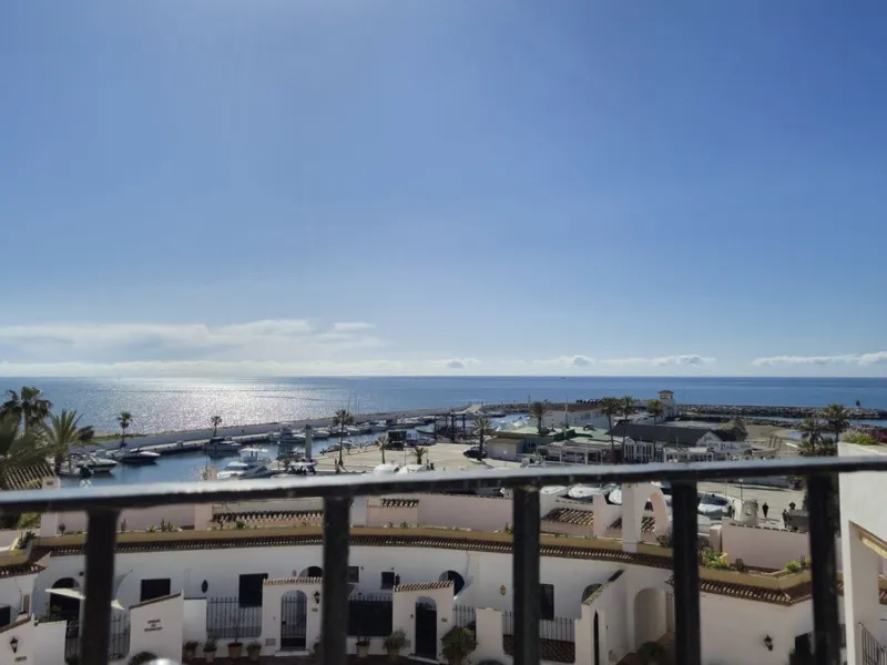 BEACHFRONT OPPORTUNITY and a Perfect rental investment.