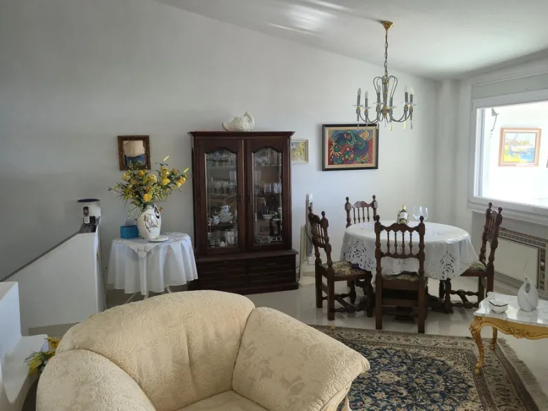 BEACHFRONT OPPORTUNITY and a Perfect rental investment.