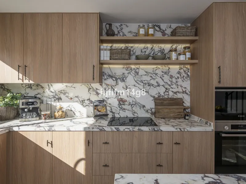 We are delighted to present this stunning, fully refurbished 4-bedroom townhouse located in the sought-after San Javier urbanisation in Nueva Andalucía, within the prestigious Marbella area. Set in a charming and very intimate residential community of jus
