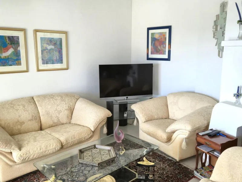 BEACHFRONT OPPORTUNITY and a Perfect rental investment.