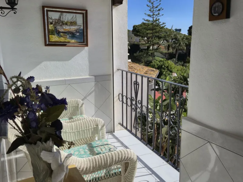 BEACHFRONT OPPORTUNITY and a Perfect rental investment.