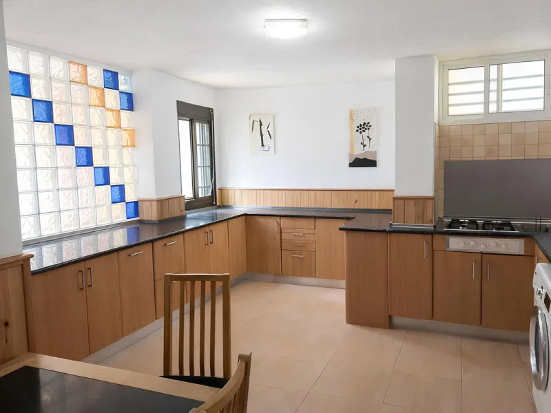 Elegant flat with great potential in Parque San Enrique – Marbella