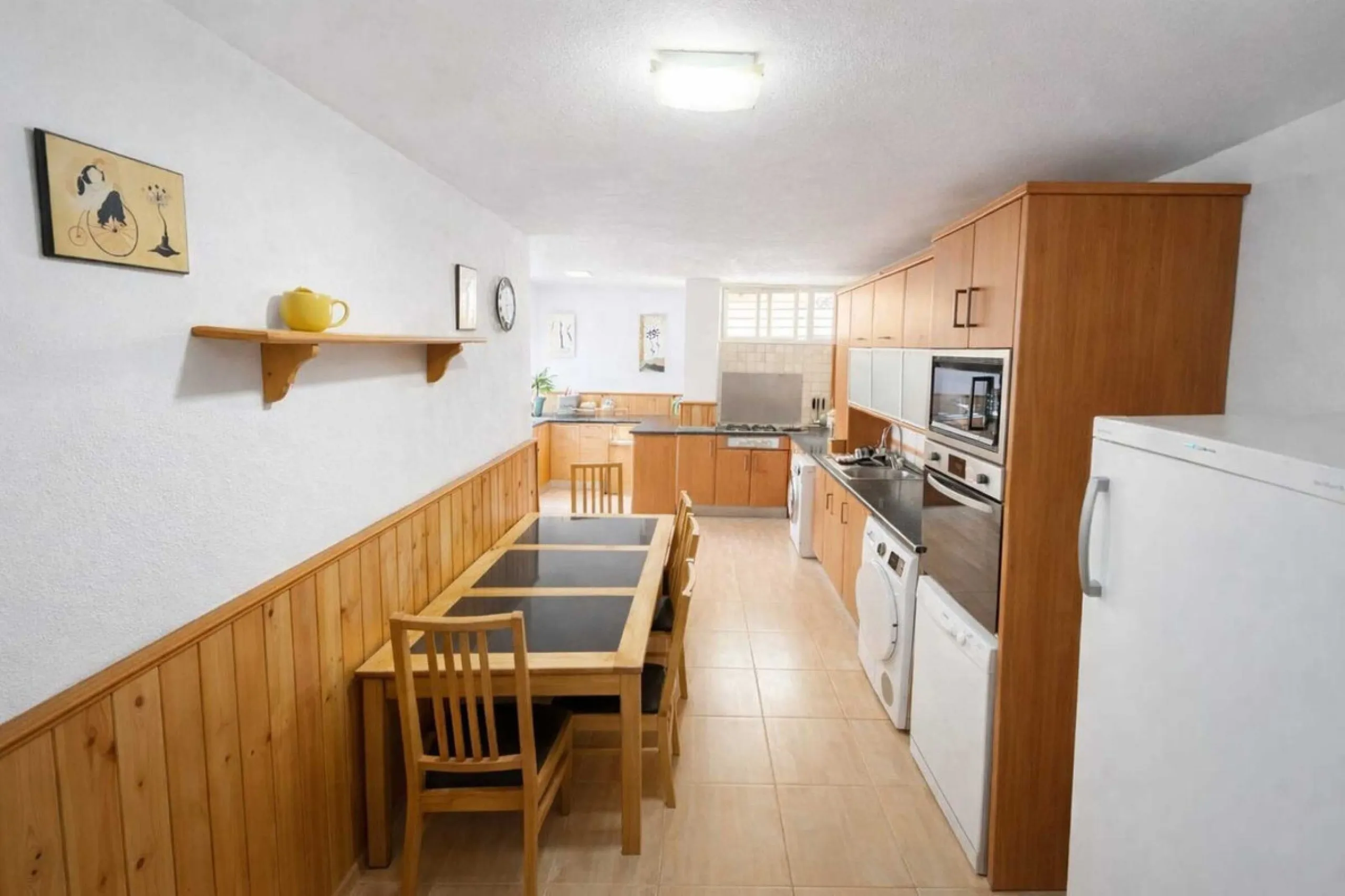 Elegant flat with great potential in Parque San Enrique – Marbella