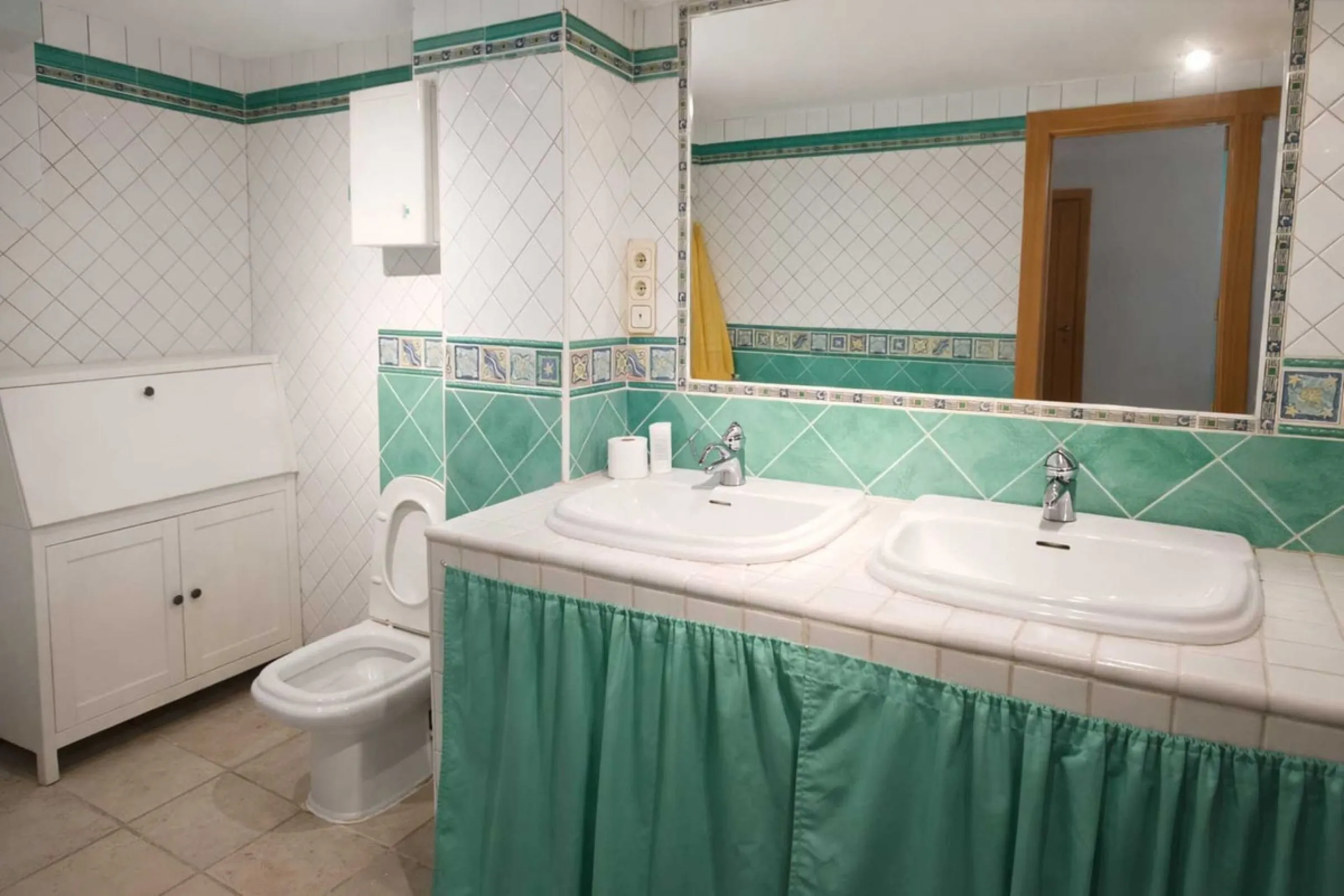 Elegant flat with great potential in Parque San Enrique – Marbella