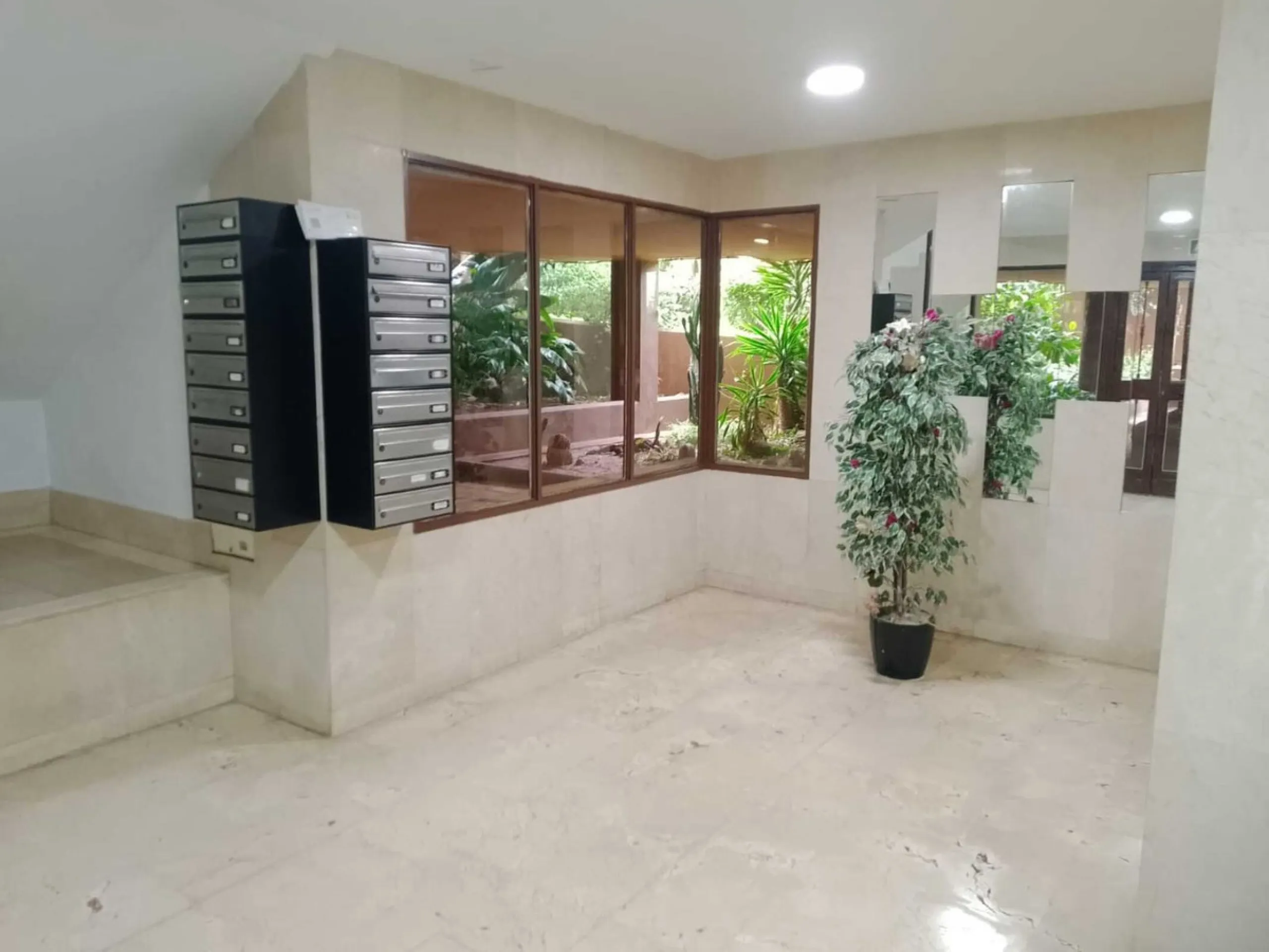 Elegant flat with great potential in Parque San Enrique – Marbella