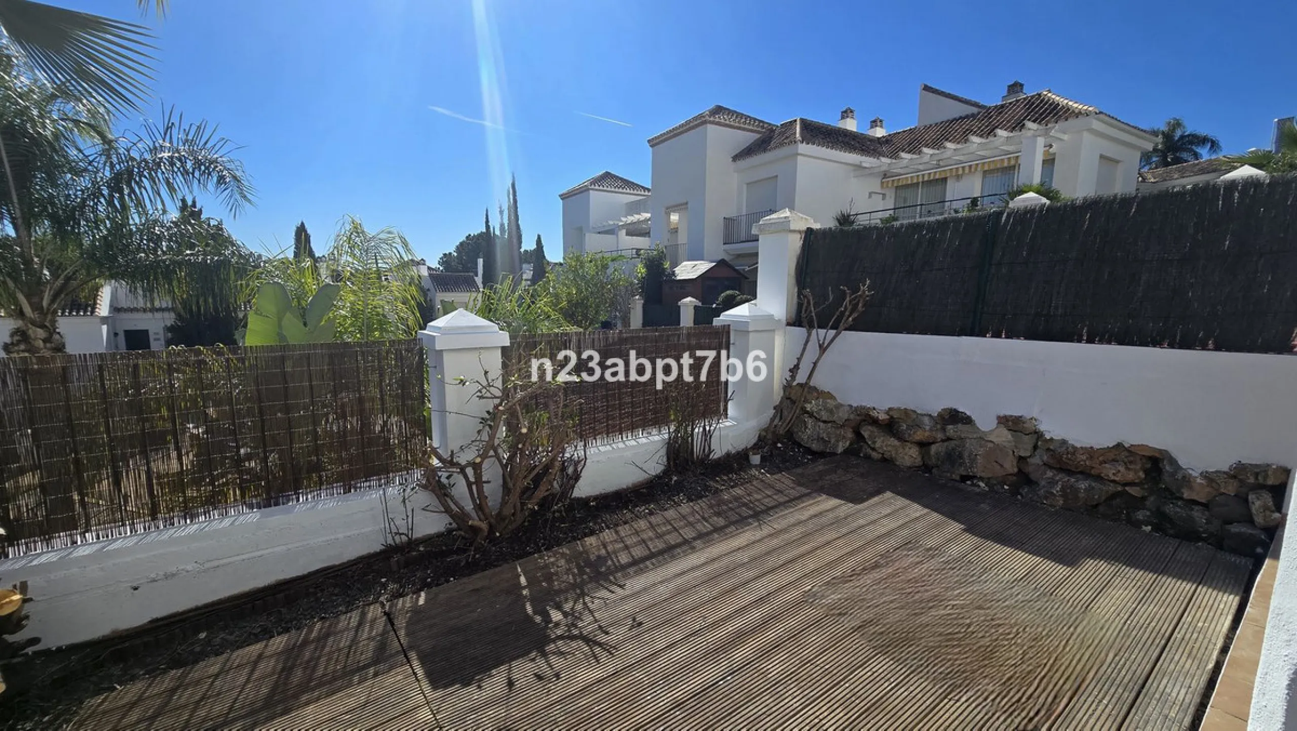 Beautiful two-bedroom, two-bathroom apartment in the heart of Nueva Andalucia, the Marbella's Golf Valley.