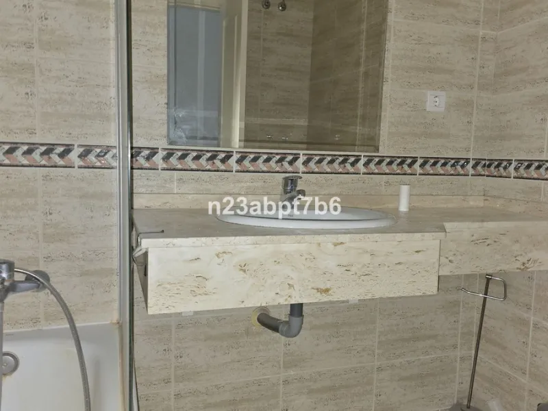 Beautiful two-bedroom, two-bathroom apartment in the heart of Nueva Andalucia, the Marbella's Golf Valley.